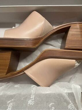 Women’s Nude Leather Block Heel Mules